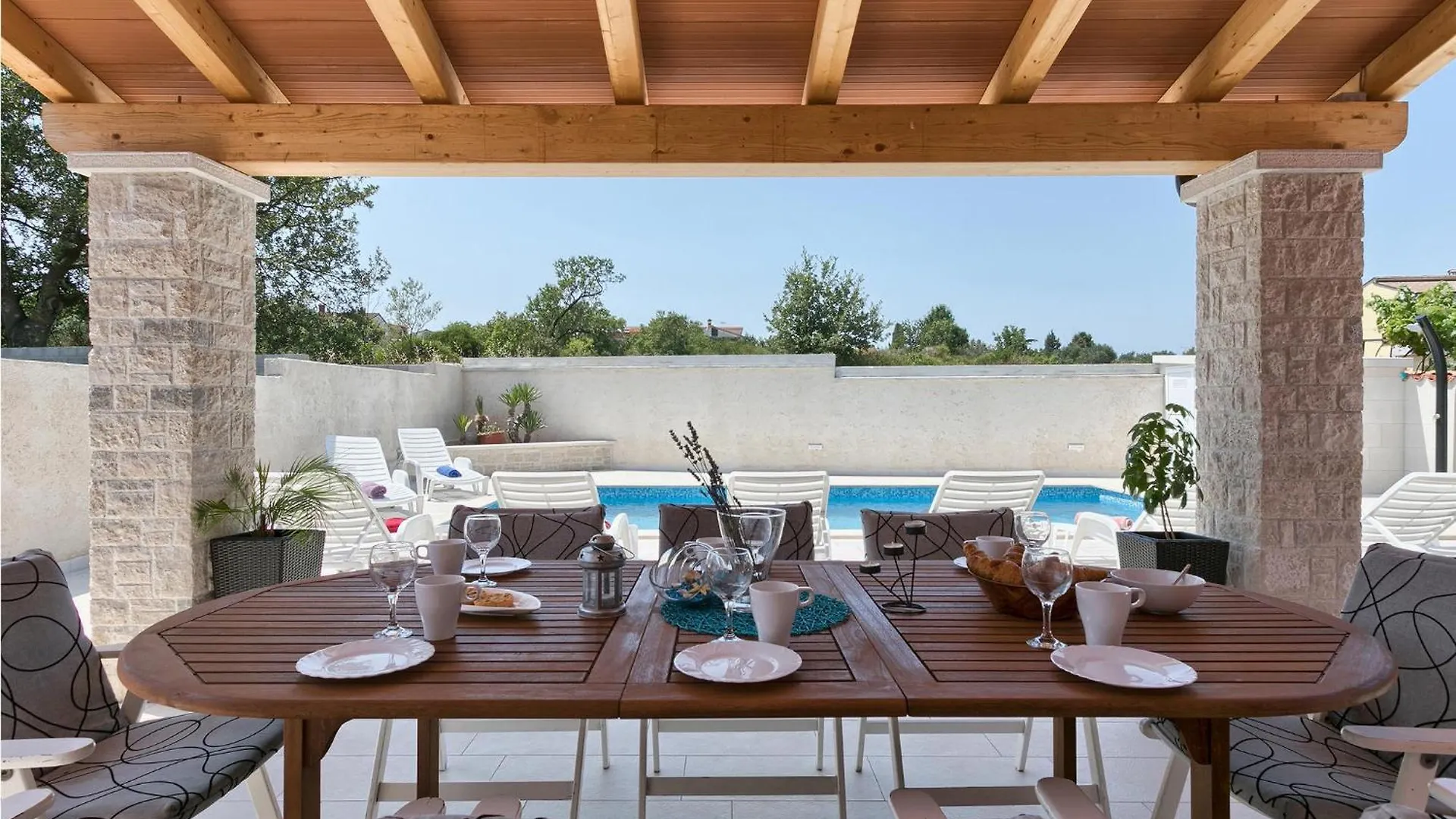 Holiday home Cozy Home In Stinjan With Outdoor Swimming Pool Croatia