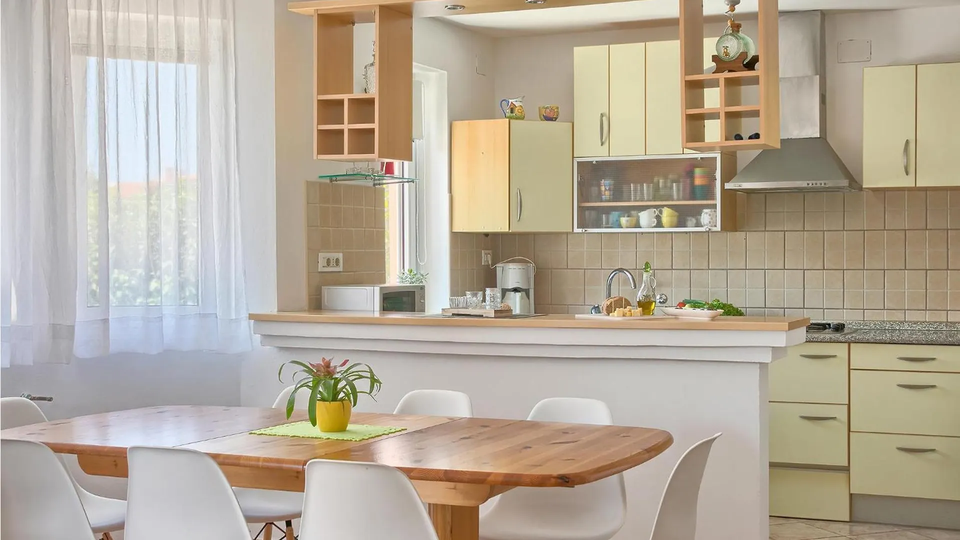 Cozy Home In Stinjan With Outdoor Swimming Pool 0*,